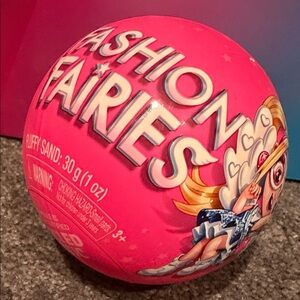 Zuru 5 Surprise Fashion Fairies Pink Toy Mystery Ball NEW